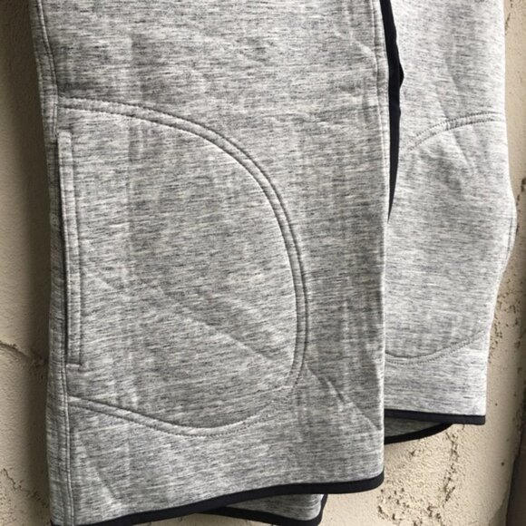 Lululemon Insculpt Resersiable Vest Size 6 - Picture 11 of 11